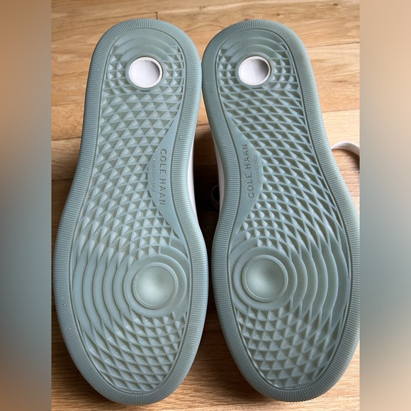 Cole Haan GrandPro Crossover Sneaker, Dove-silver Birch Snake Print, size 10.5M - Picture 12 of 12